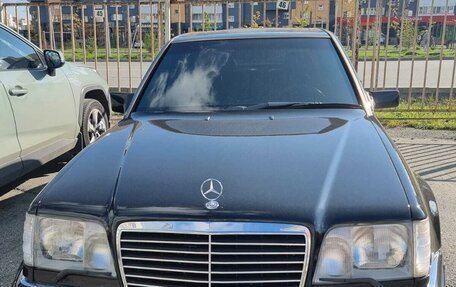 Mercedes-Benz E-Класс, 1992 год, 2 500 000 рублей, 20 фотография