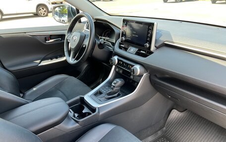 Toyota RAV4, 2020 год, 3 500 000 рублей, 7 фотография