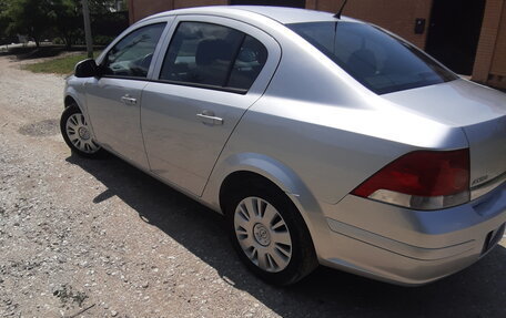Opel Astra H, 2011 год, 700 000 рублей, 11 фотография