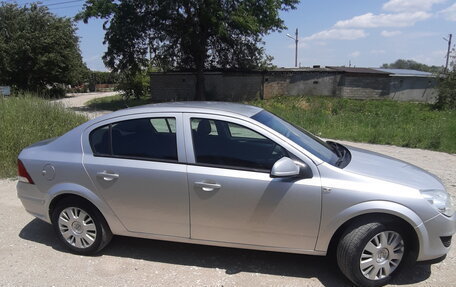 Opel Astra H, 2011 год, 700 000 рублей, 15 фотография