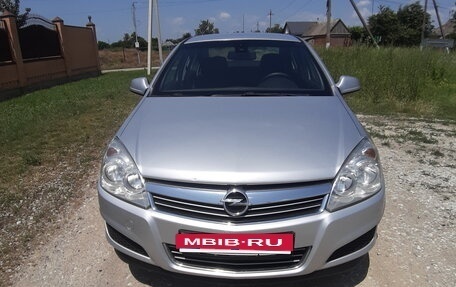 Opel Astra H, 2011 год, 700 000 рублей, 10 фотография