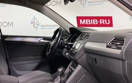 Volkswagen Tiguan II, 2017 год, 1 829 000 рублей, 9 фотография