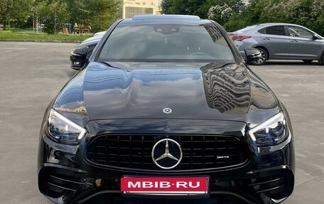 Mercedes-Benz E-Класс, 2022 год, 3 910 000 рублей, 3 фотография