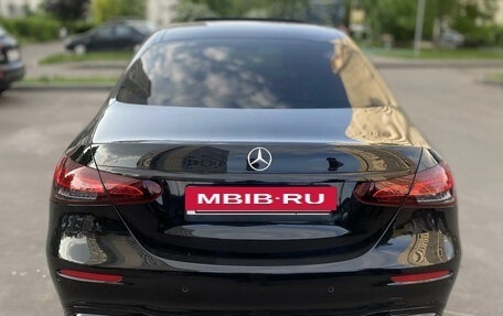 Mercedes-Benz E-Класс, 2022 год, 3 910 000 рублей, 6 фотография