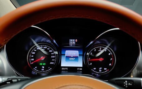 Mercedes-Benz V-Класс, 2017 год, 8 990 000 рублей, 26 фотография