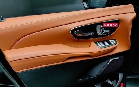 Mercedes-Benz V-Класс, 2017 год, 8 990 000 рублей, 15 фотография
