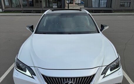 Lexus ES VII, 2019 год, 3 850 000 рублей, 13 фотография