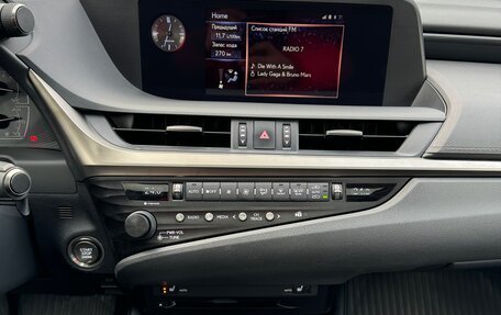 Lexus ES VII, 2019 год, 3 850 000 рублей, 15 фотография