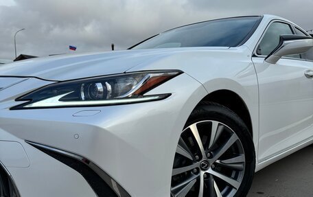 Lexus ES VII, 2019 год, 3 850 000 рублей, 29 фотография