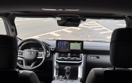 Toyota Land Cruiser, 2022 год, 9 100 000 рублей, 18 фотография