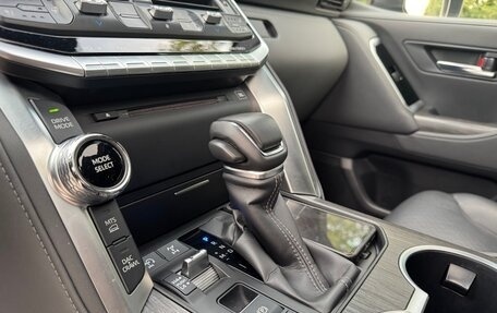 Toyota Land Cruiser, 2022 год, 9 100 000 рублей, 22 фотография