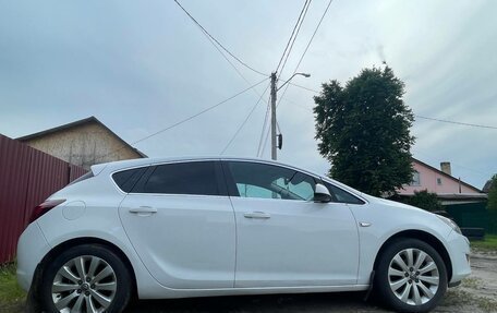 Opel Astra J, 2011 год, 817 000 рублей, 4 фотография