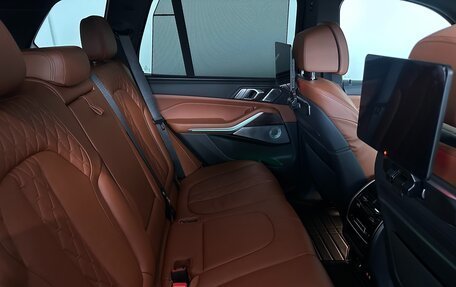 BMW X5, 2023 год, 16 000 000 рублей, 13 фотография