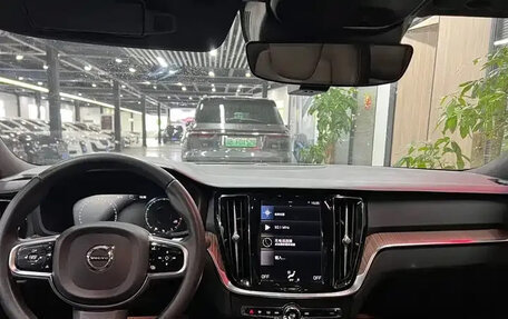 Volvo S60 III, 2021 год, 2 040 045 рублей, 2 фотография