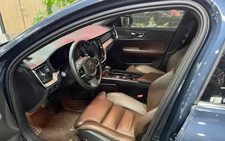 Volvo S60 III, 2021 год, 2 040 045 рублей, 4 фотография
