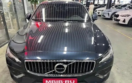 Volvo S60 III, 2021 год, 2 040 045 рублей, 5 фотография