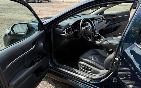 Toyota Camry, 2019 год, 2 799 987 рублей, 6 фотография