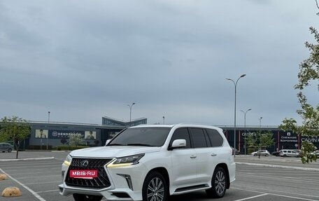 Lexus LX III, 2017 год, 7 300 000 рублей, 4 фотография