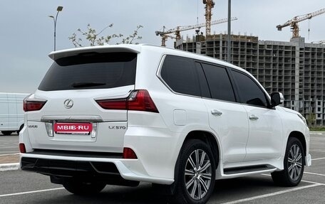 Lexus LX III, 2017 год, 7 300 000 рублей, 5 фотография