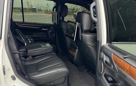 Lexus LX III, 2017 год, 7 300 000 рублей, 25 фотография