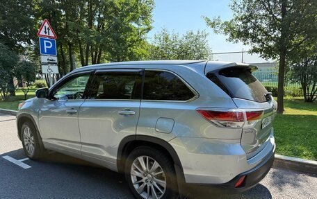 Toyota Highlander III, 2014 год, 2 450 000 рублей, 8 фотография