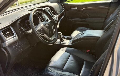 Toyota Highlander III, 2014 год, 2 450 000 рублей, 13 фотография