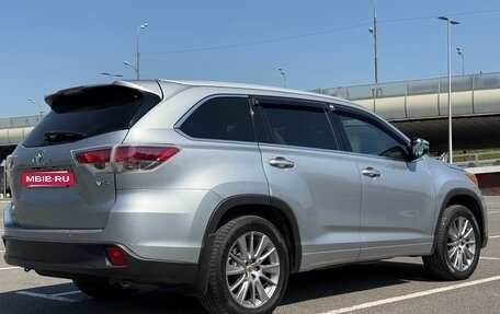 Toyota Highlander III, 2014 год, 2 450 000 рублей, 6 фотография