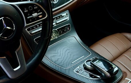 Mercedes-Benz E-Класс, 2018 год, 3 800 000 рублей, 6 фотография