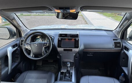 Toyota Land Cruiser Prado 150 рестайлинг 2, 2018 год, 6 150 000 рублей, 15 фотография