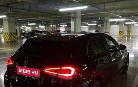 Mercedes-Benz A-Класс, 2019 год, 2 400 000 рублей, 1 фотография
