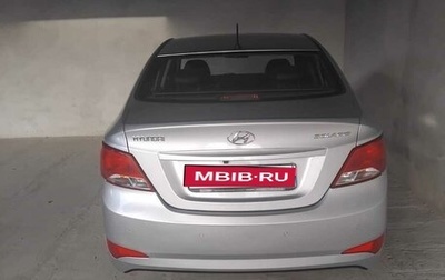 Hyundai Solaris II рестайлинг, 2015 год, 870 000 рублей, 1 фотография