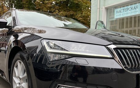Skoda Superb III рестайлинг, 2020 год, 2 890 000 рублей, 2 фотография