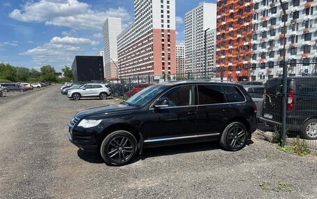 Volkswagen Touareg III, 2008 год, 2 430 000 рублей, 2 фотография