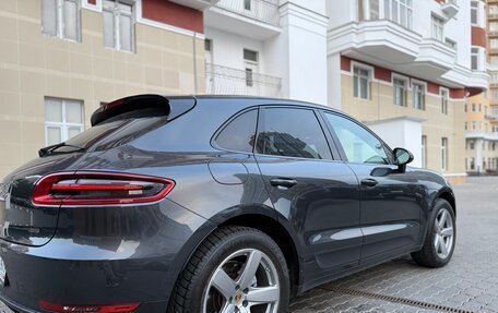 Porsche Macan I рестайлинг, 2017 год, 3 750 000 рублей, 6 фотография