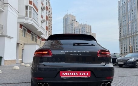 Porsche Macan I рестайлинг, 2017 год, 3 750 000 рублей, 5 фотография