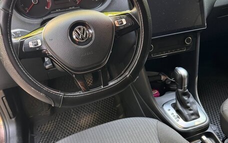 Volkswagen Polo VI (EU Market), 2017 год, 1 300 000 рублей, 14 фотография