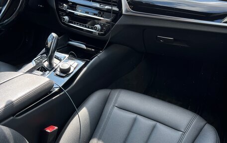 BMW 5 серия, 2018 год, 2 500 000 рублей, 6 фотография