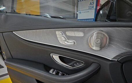 Mercedes-Benz E-Класс, 2022 год, 3 170 000 рублей, 11 фотография
