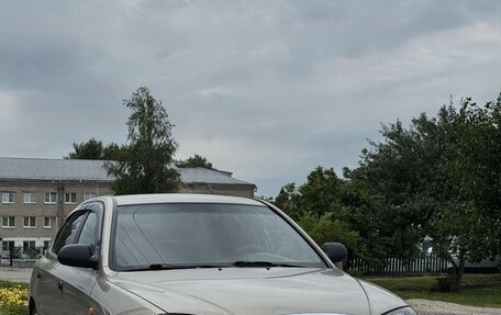 Hyundai Elantra III, 2004 год, 450 000 рублей, 3 фотография