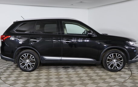 Mitsubishi Outlander III рестайлинг 3, 2015 год, 1 579 990 рублей, 4 фотография