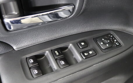 Mitsubishi Outlander III рестайлинг 3, 2015 год, 1 579 990 рублей, 13 фотография
