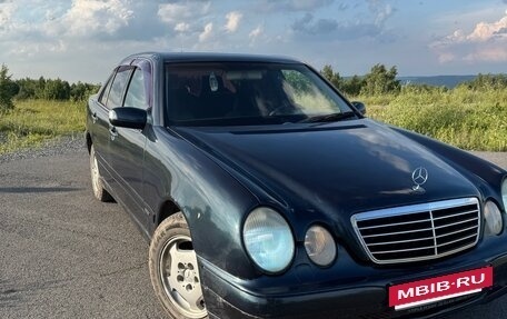 Mercedes-Benz E-Класс, 2001 год, 650 000 рублей, 7 фотография