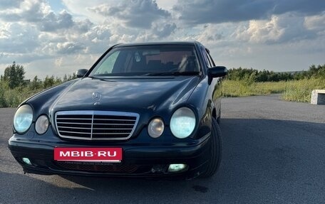 Mercedes-Benz E-Класс, 2001 год, 650 000 рублей, 12 фотография