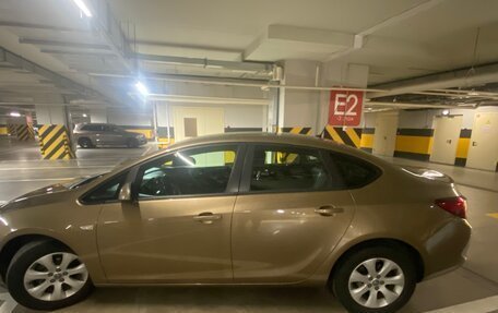 Opel Astra J, 2014 год, 970 000 рублей, 8 фотография