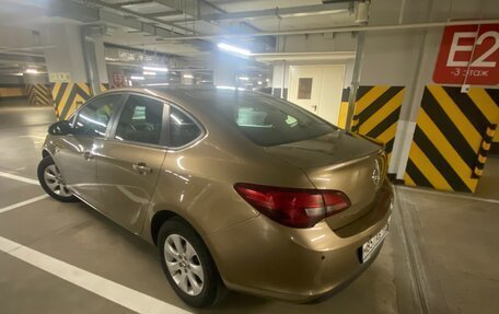 Opel Astra J, 2014 год, 970 000 рублей, 9 фотография