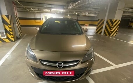 Opel Astra J, 2014 год, 970 000 рублей, 10 фотография