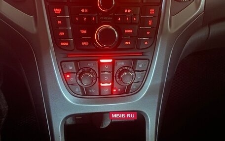 Opel Astra J, 2014 год, 970 000 рублей, 14 фотография