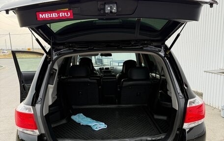 Toyota Highlander III, 2011 год, 2 300 000 рублей, 7 фотография