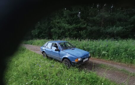 Ford Escort III, 1984 год, 90 000 рублей, 2 фотография