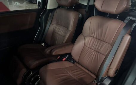 Honda Odyssey IV, 2022 год, 3 300 000 рублей, 6 фотография
